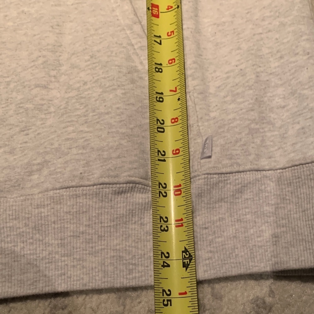 TNA women’s gray Hoodie - Picture 5 of 6